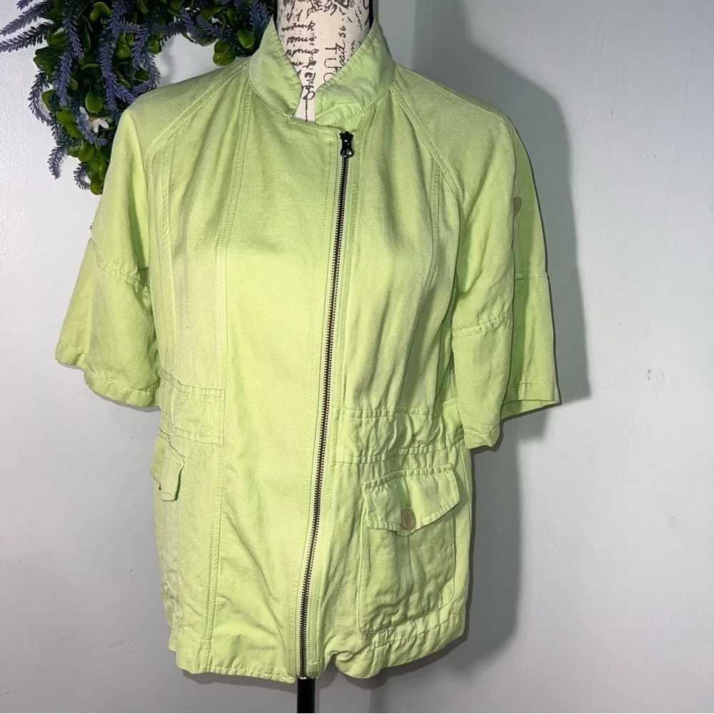 J.Jill,XS‎ Petite Moto style cargo jacket offset front zip linen, viscose blend.
